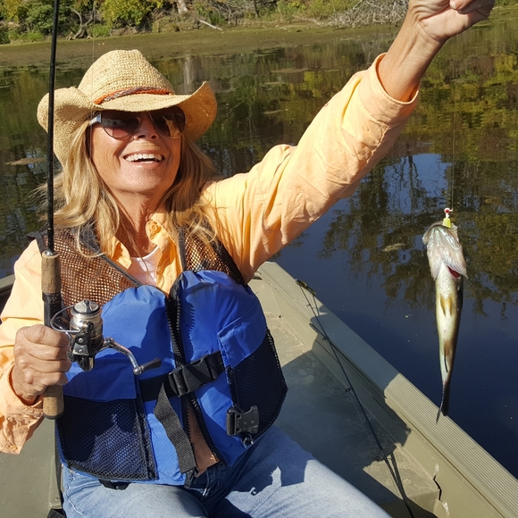 Meet your Posher Ambassador, Top Rated Seller - Picture 1 of 3